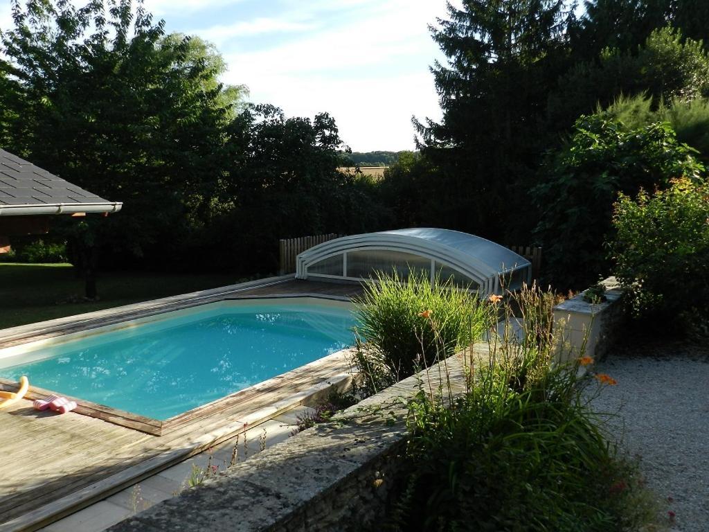 Bed and Breakfast La Petite Noue Vignoux-sous-les-Aix Exterior foto