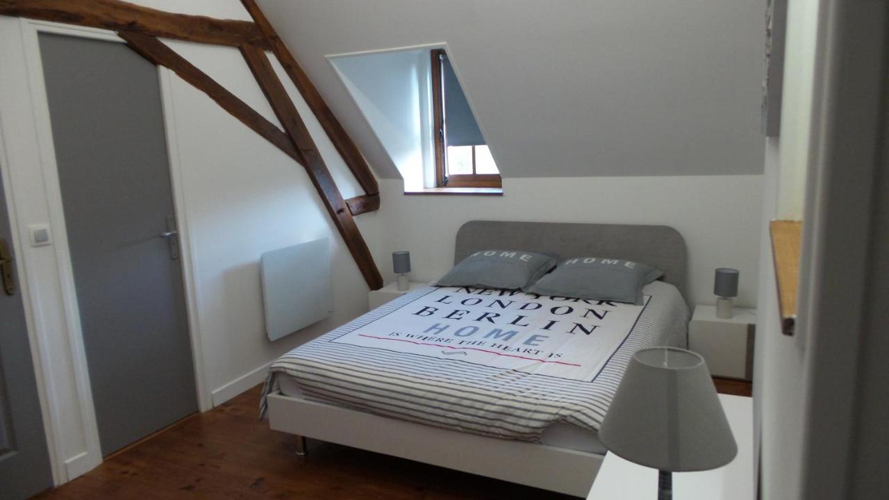 Bed and Breakfast La Petite Noue Vignoux-sous-les-Aix Exterior foto